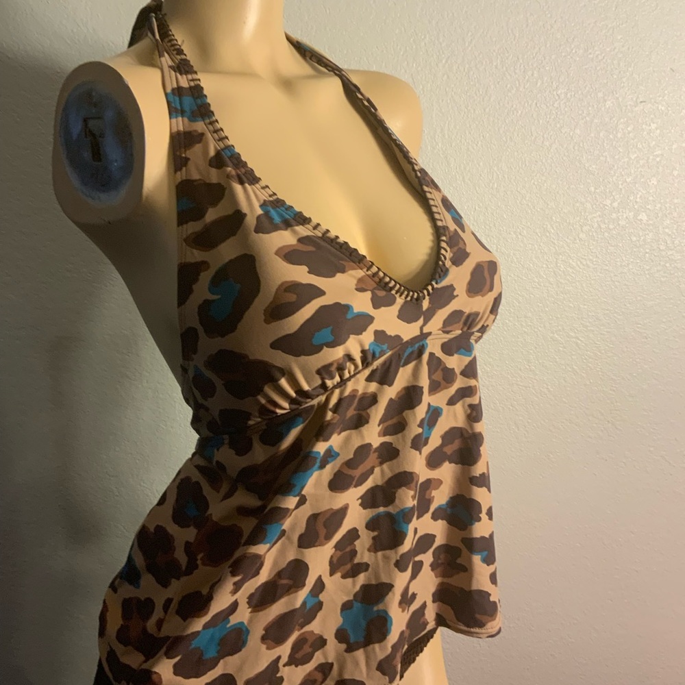 Roxanne Collection Women’s Tankini Top Bra Sized 10/34D Animal Print Halter Nwt